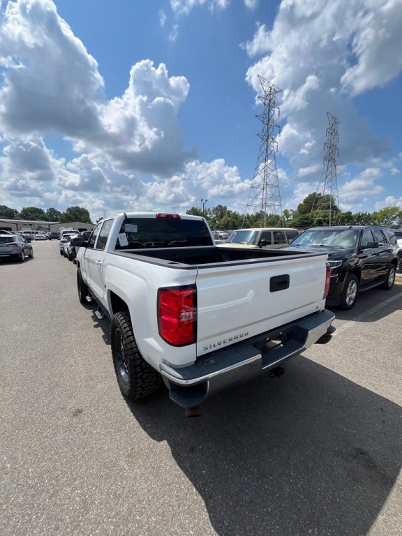 2018 Chevrolet Silverado 1500 Image 3
