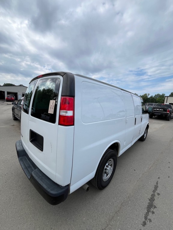 2019 Chevrolet Express Image 6