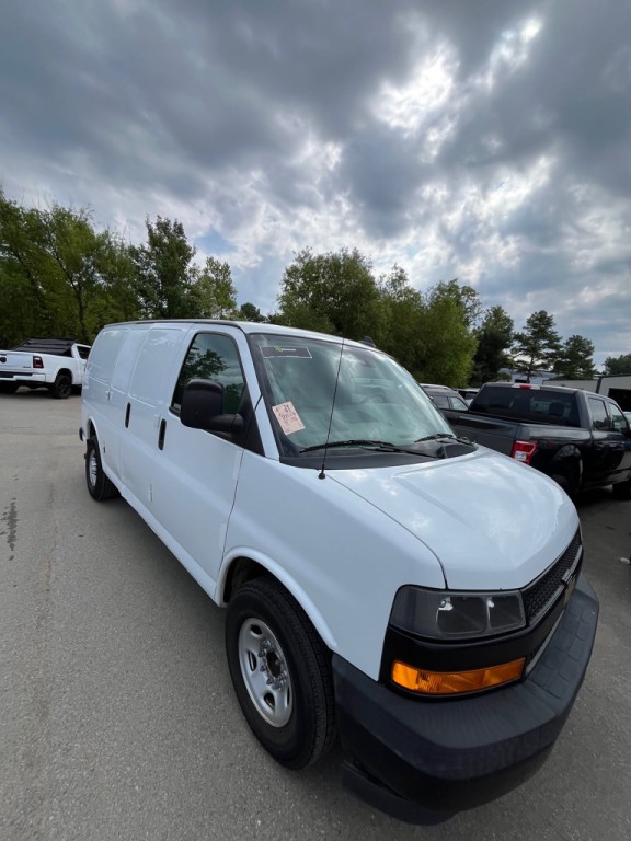 2019 Chevrolet Express Image 7