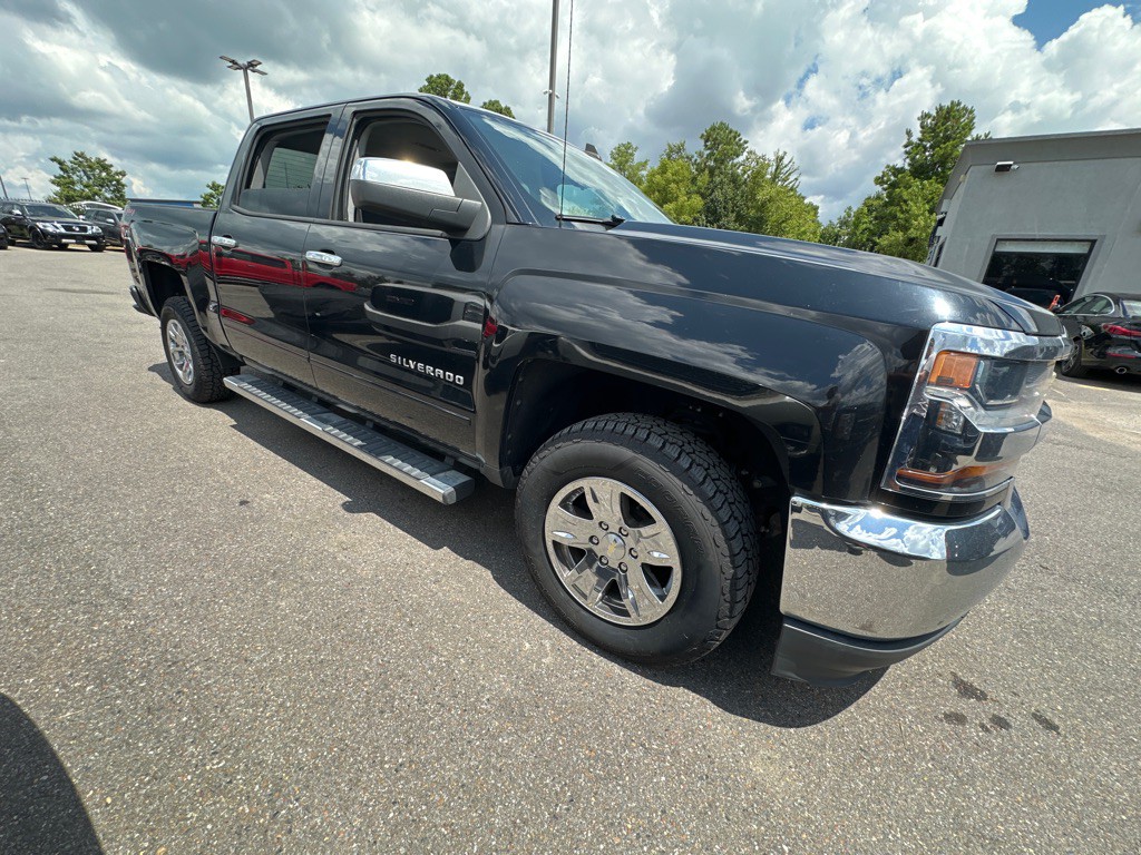 2018 Chevrolet Silverado 1500 Image 3
