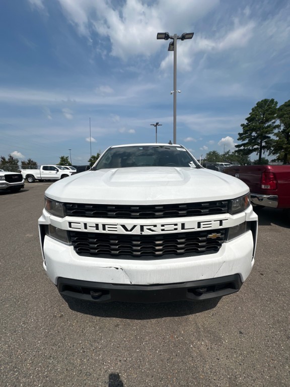 2021 Chevrolet Silverado 1500 Image 2