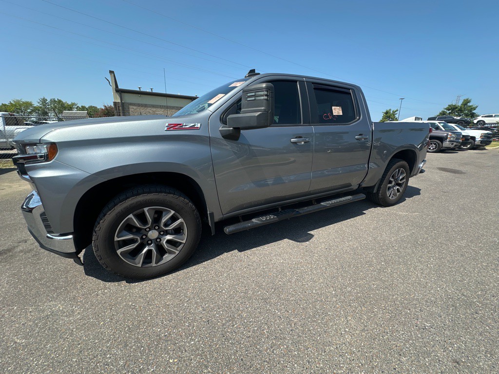 2020 Chevrolet Silverado 1500 Image 1