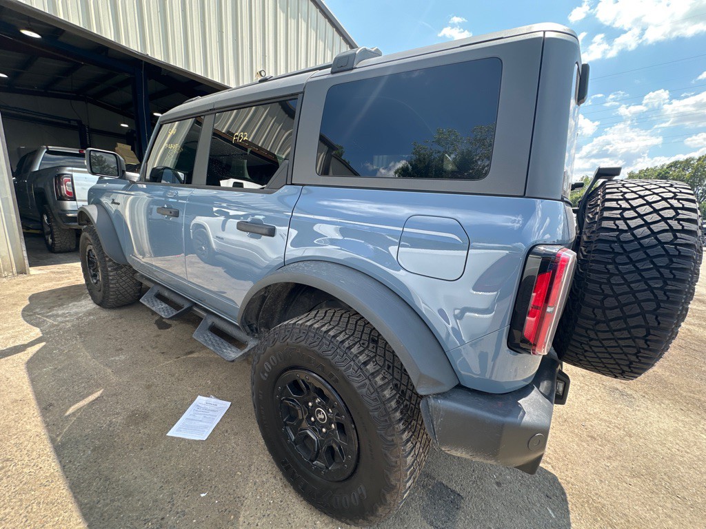 2023 Ford Bronco Image 6