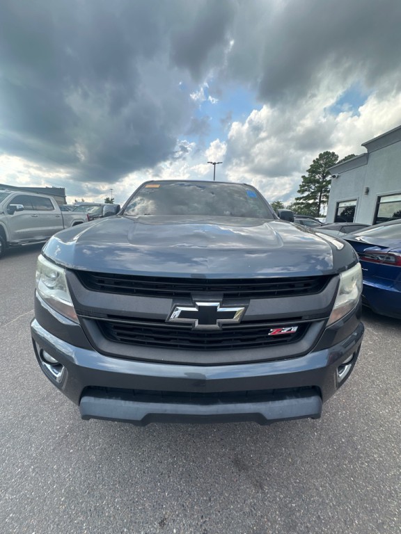 2017 Chevrolet Colorado Image 2