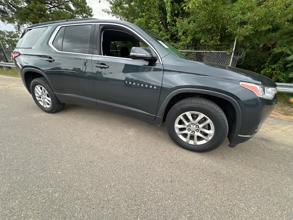 2020 Chevrolet Traverse Image 3