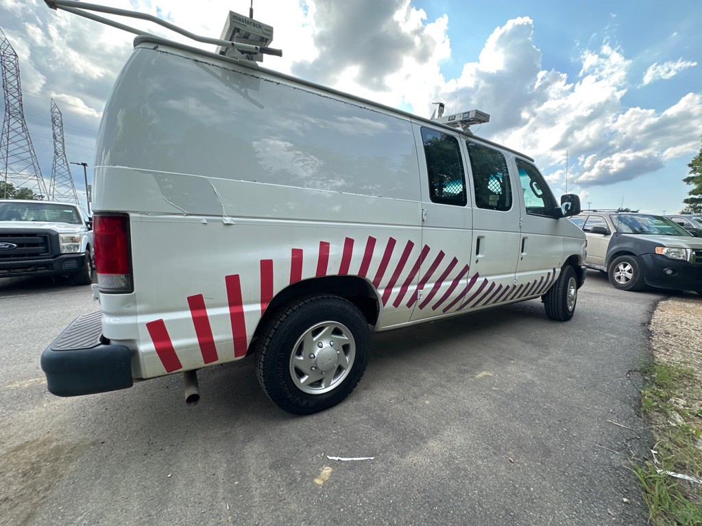 2014 Ford Econoline Image 4