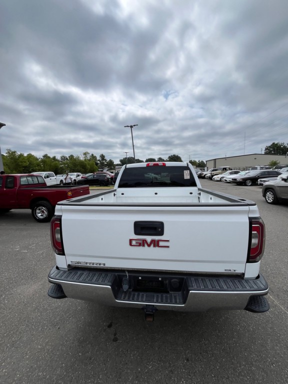 2018 GMC Sierra Image 5