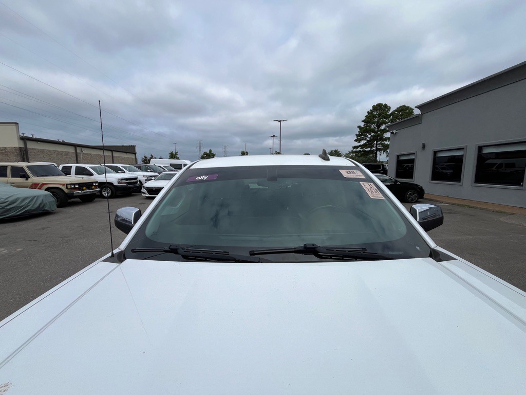 2018 GMC Sierra Image 8