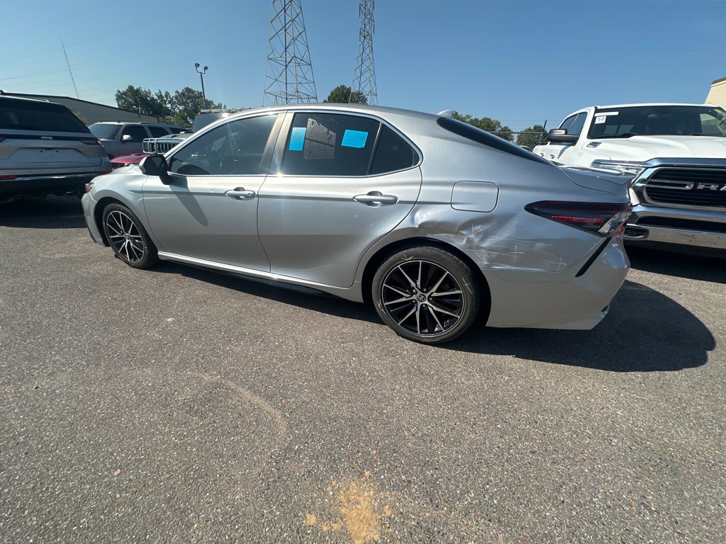 2021 Toyota Camry Image 6