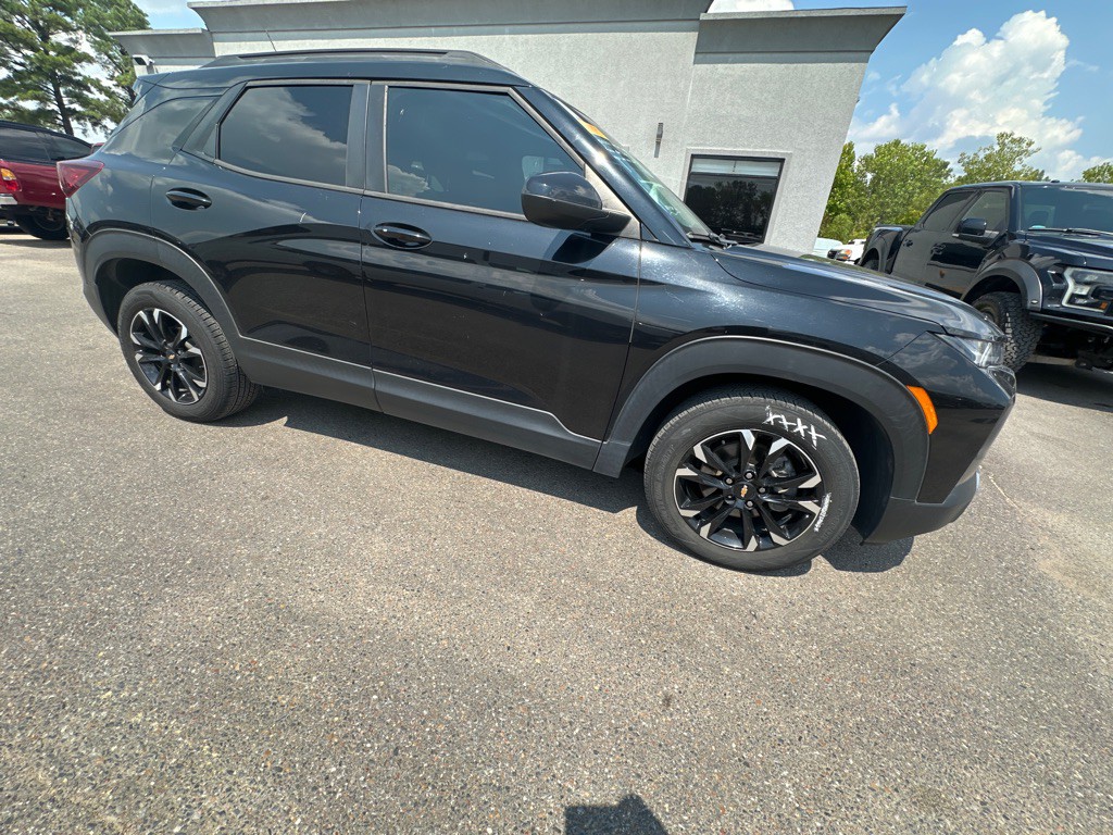 2021 Chevrolet Trailblazer Image 3