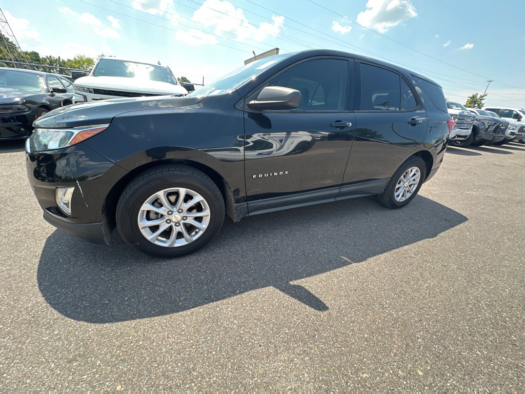 2019 Chevrolet Equinox Image 1