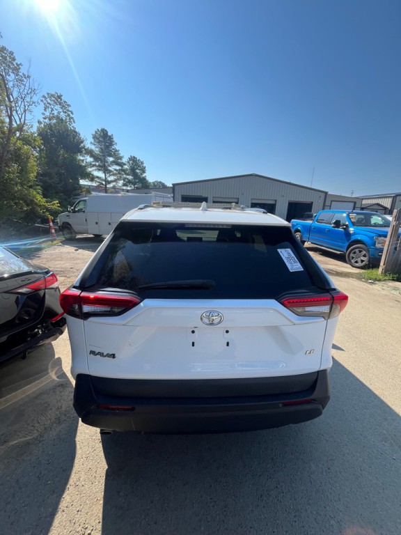 2020 Toyota Rav4 Image 4