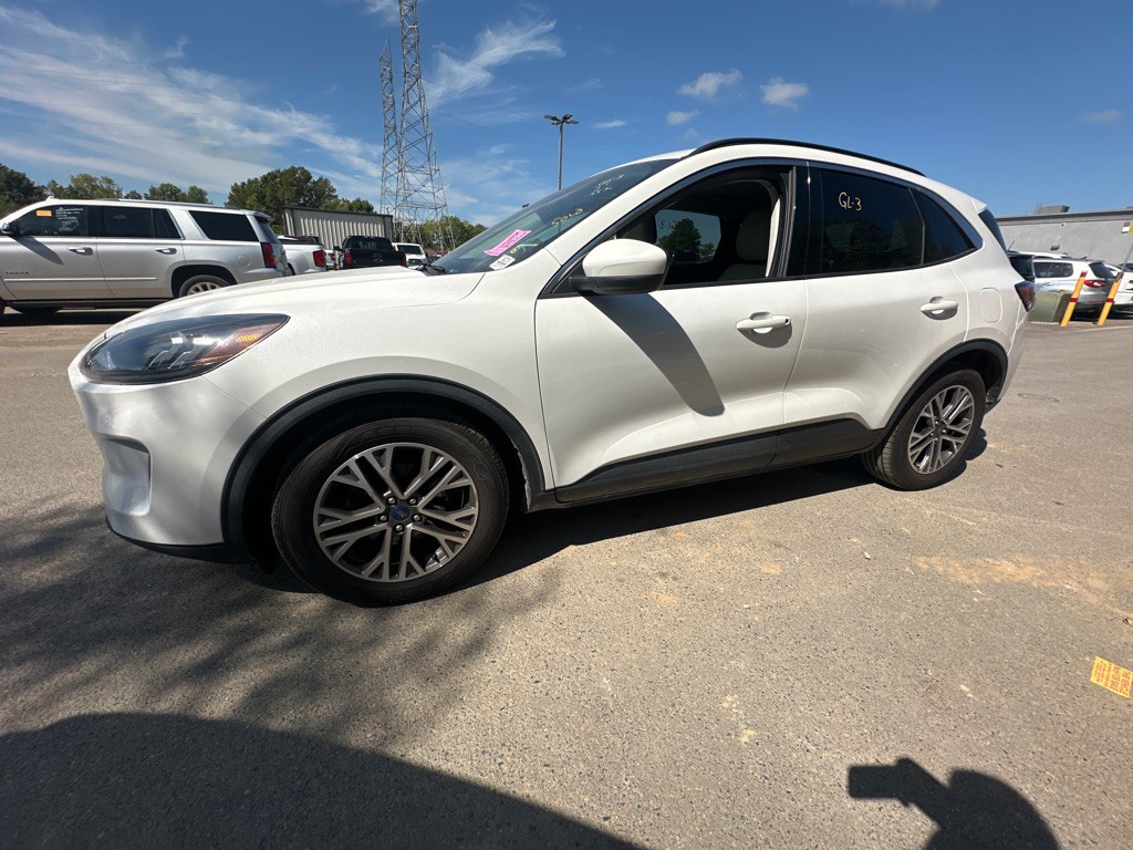 2021 Ford Escape Image 1