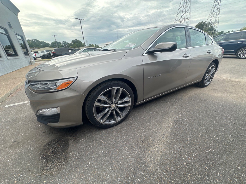 2024 Chevrolet Malibu Image 1