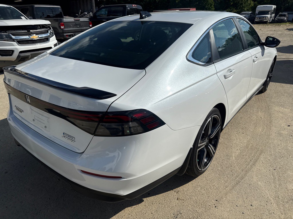 2024 Honda Accord Image 3