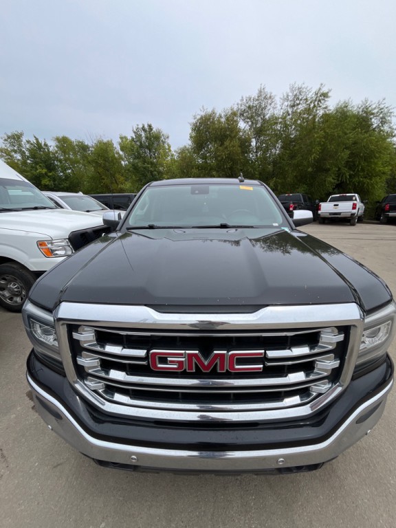 2017 GMC Sierra Image 1
