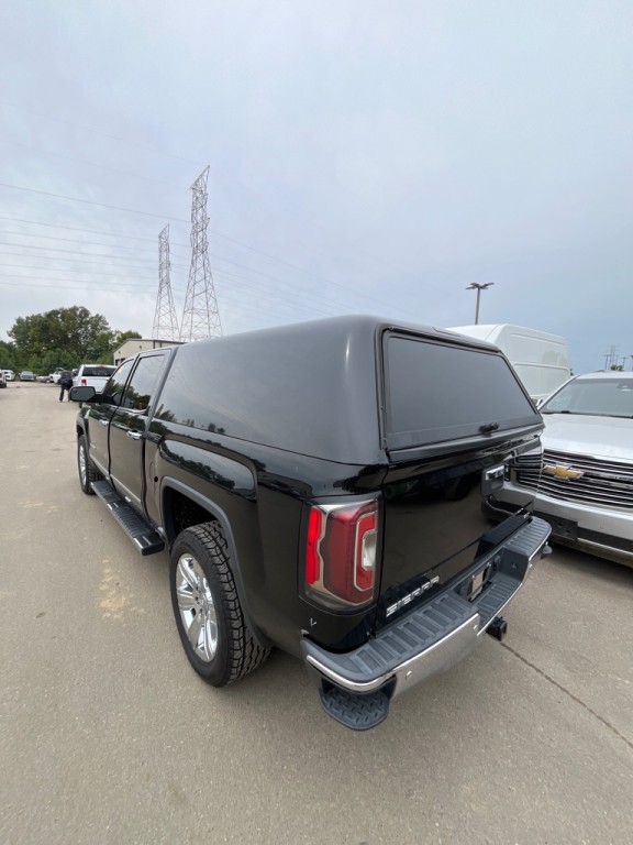 2017 GMC Sierra Image 4