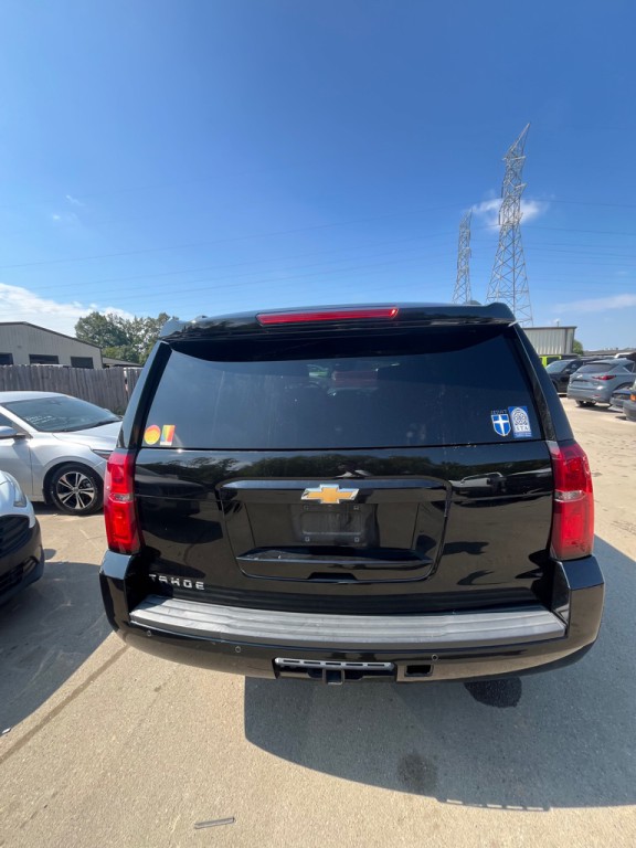 2017 Chevrolet Tahoe Image 5