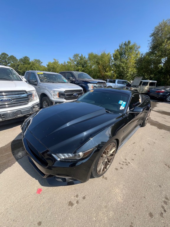 2017 Ford Mustang Image 4