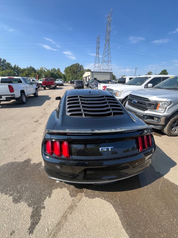 2017 Ford Mustang Image 6