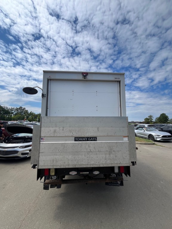 2021 Chevrolet Express Image 3