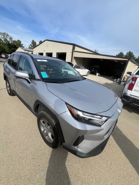 2022 Toyota Rav4 Image 3