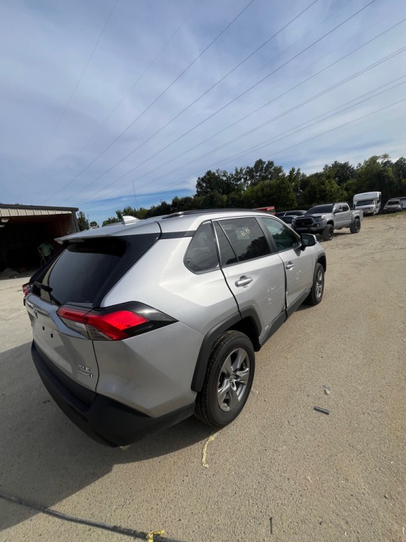 2022 Toyota Rav4 Image 7