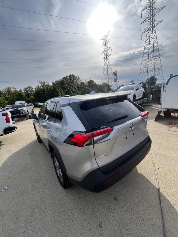2022 Toyota Rav4 Image 9