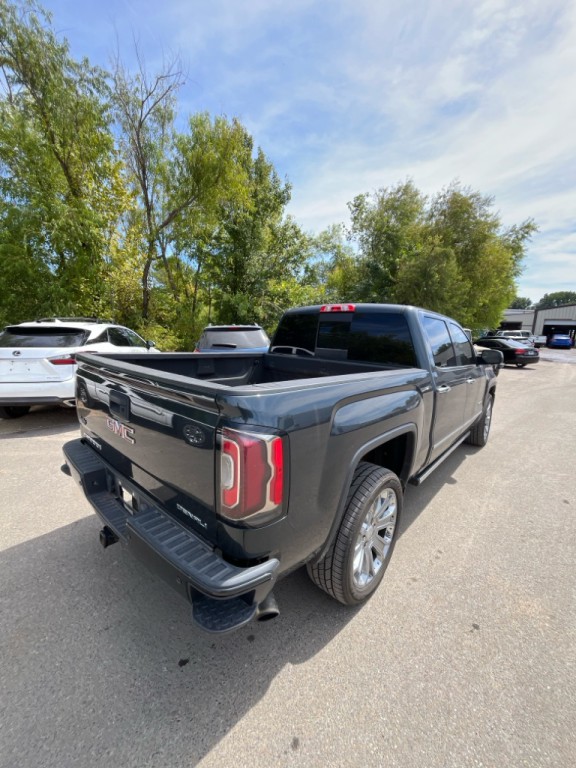 2018 GMC Sierra Image 3