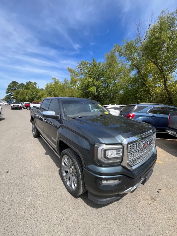 2018 GMC Sierra Image 4