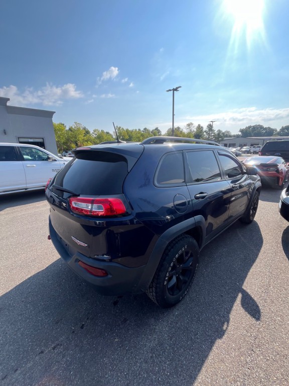 2016 Jeep Cherokee Image 6