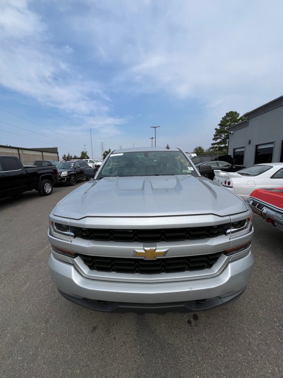 2017 Chevrolet Silverado 1500 Image 4
