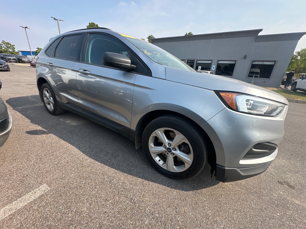 2020 Ford Edge Image 3