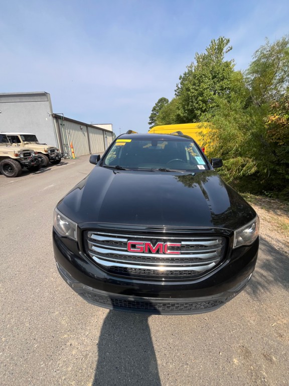2017 GMC Acadia Image 1