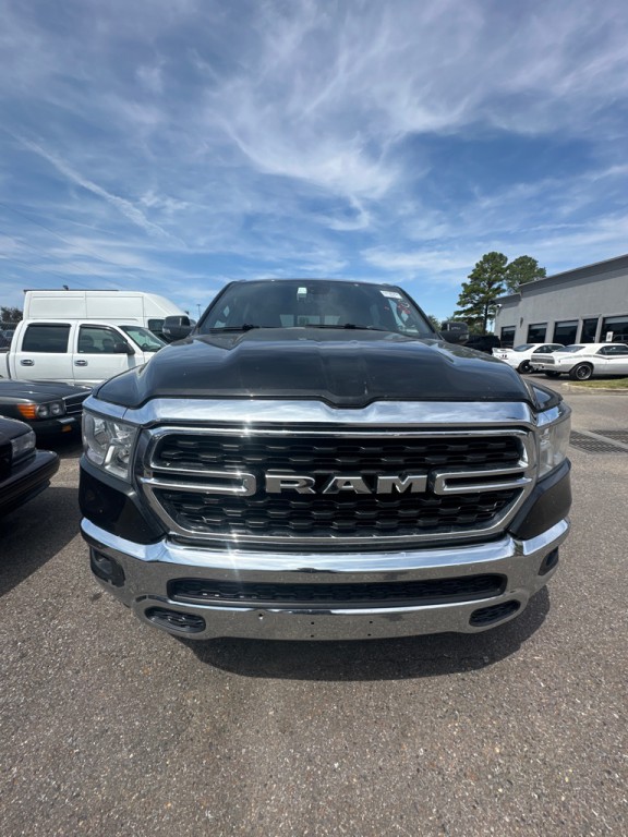 2023 RAM 1500 Image 2
