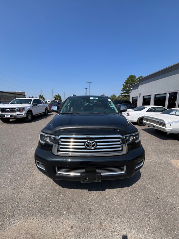 2018 Toyota Sequoia Image 4