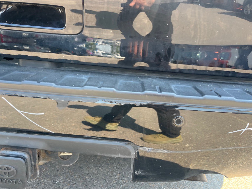 2018 Toyota Sequoia Image 11