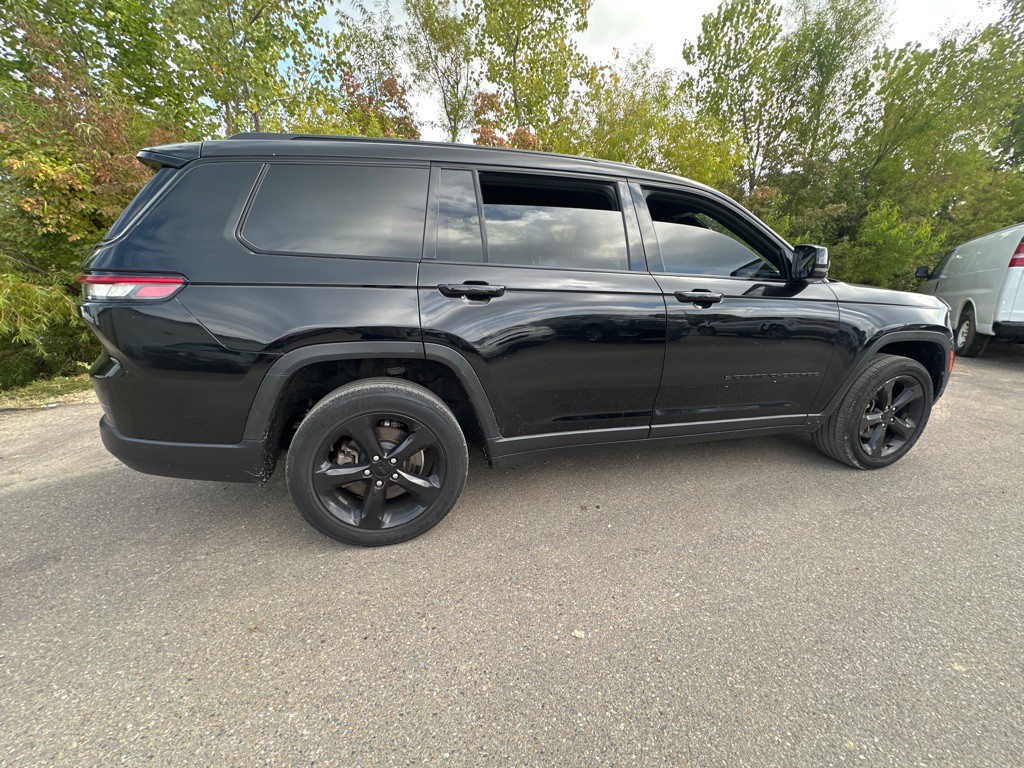 2022 Jeep Grand Cherokee Image 4