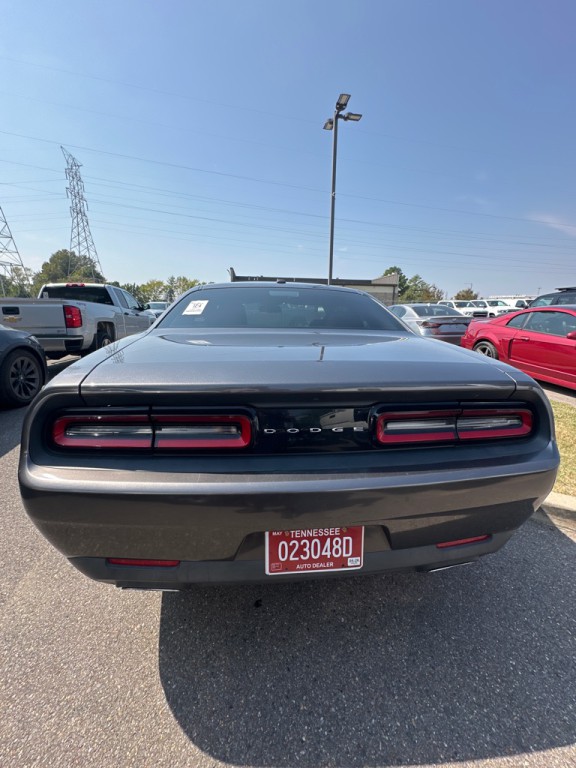 2017 Dodge Challenger Image 5