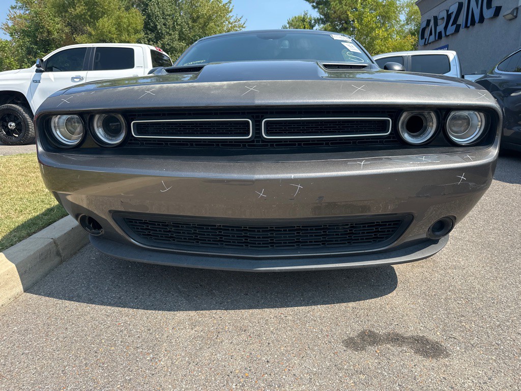 2017 Dodge Challenger Image 8