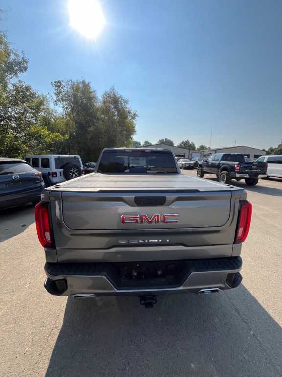 2022 GMC Sierra Image 4