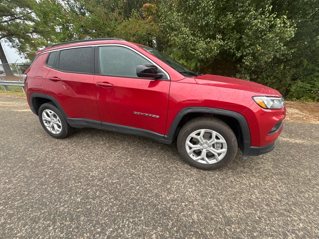 2024 Jeep Compass Image 3