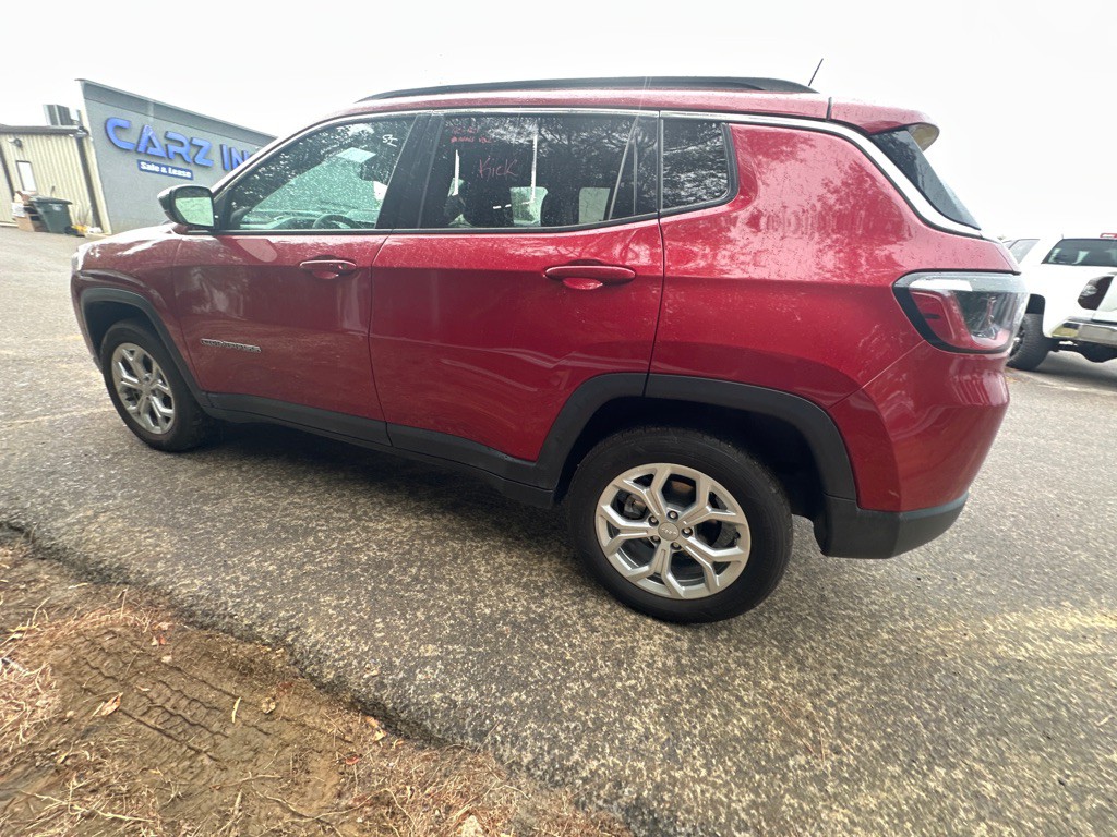 2024 Jeep Compass Image 6