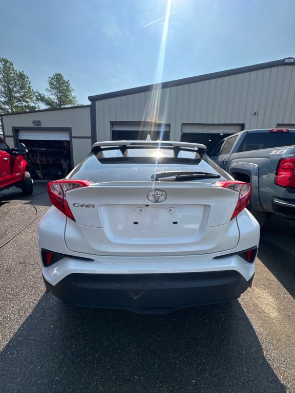2019 Toyota C-HR Image 5