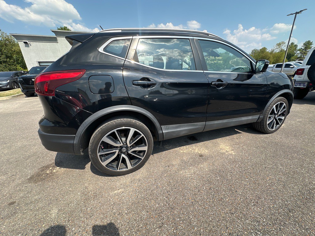 2017 Nissan Rogue Image 4