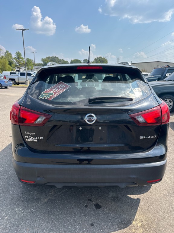 2017 Nissan Rogue Image 5