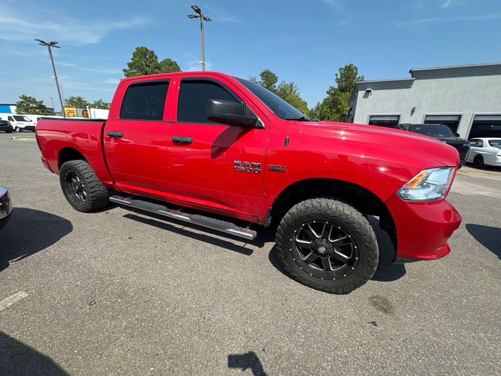 2017 RAM 1500 Image 3
