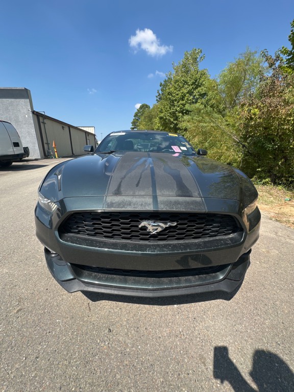 2016 Ford Mustang Image 2