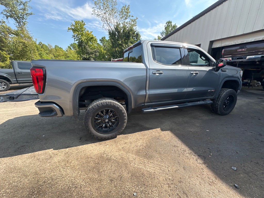 2019 GMC Sierra Image 4
