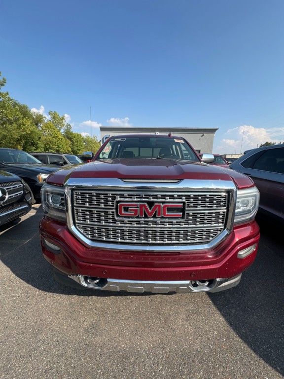 2016 GMC Sierra Image 2